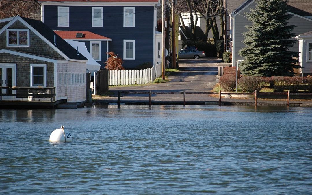 Stimulate innovation and increase the pace of municipal responses to a changing climate