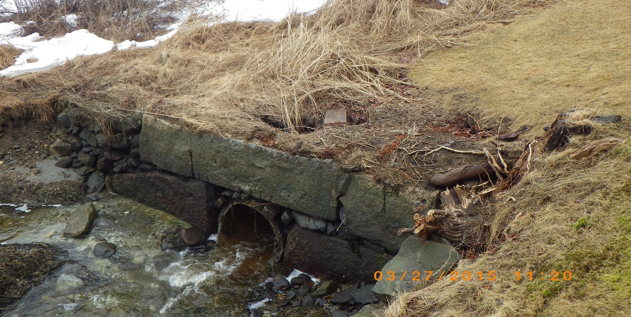 Tidal culvert in New Hampshire